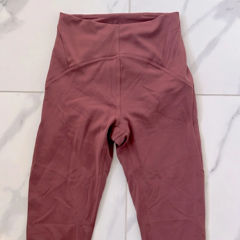 Lululemon InStill High-Rise Tight 25